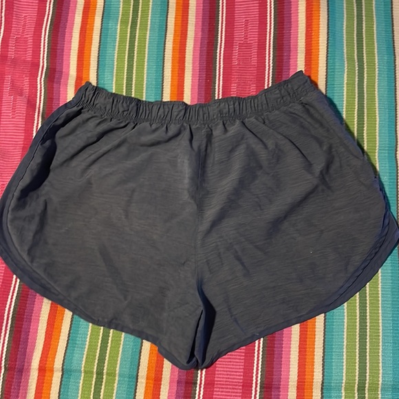 Nike Dri-Fit Shorts - Picture 4 of 4